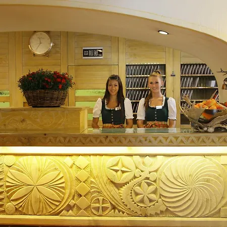 Steffani Hotel 4*