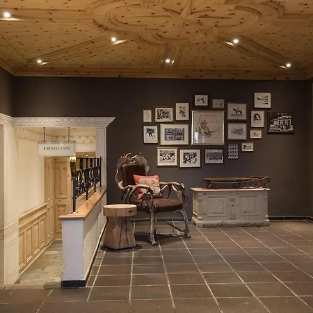 스테파니 호텔 4*